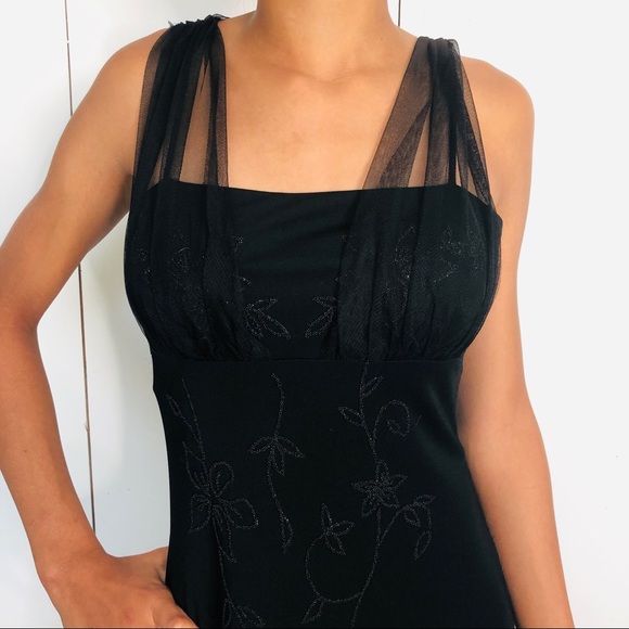 Betsy & Adam Dresses & Skirts - Betsy & Adam Black formal Sleeveless Gown, size 4